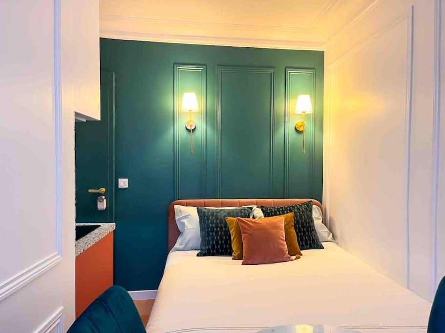 Romantique Moulin Rouge Montmartre Apartment Paris
