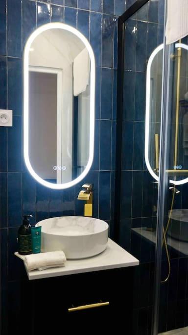 Appartement Romantique Moulin Rouge Montmartre Paris