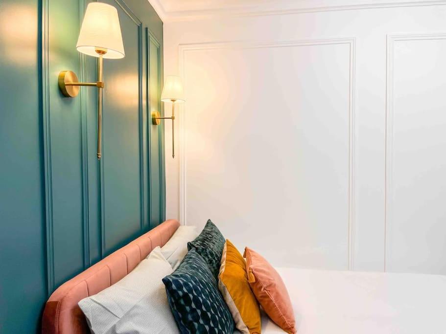 Romantique Moulin Rouge Montmartre Apartment Paris